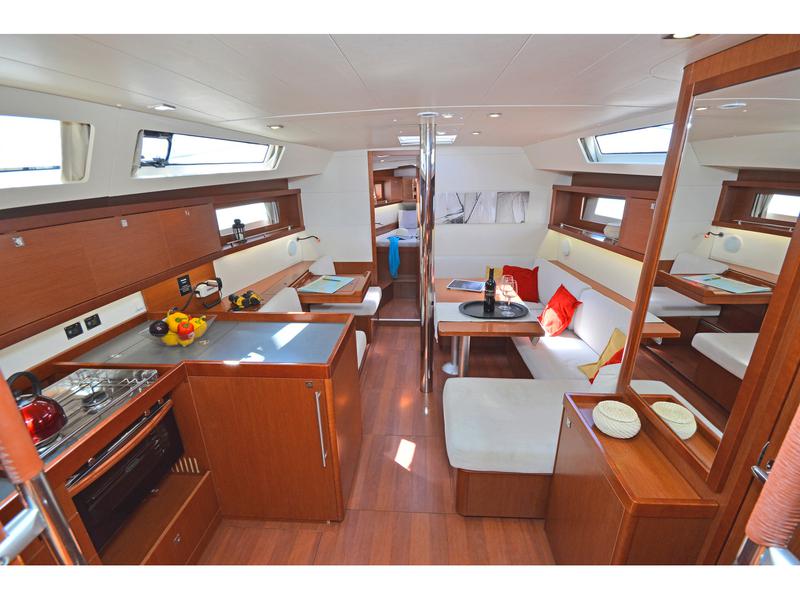 Book yachts online - sailboat - Oceanis 41 - HUSCHEL II - rent