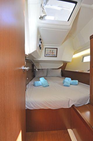 Book yachts online - sailboat - Oceanis 41 - HUSCHEL II - rent