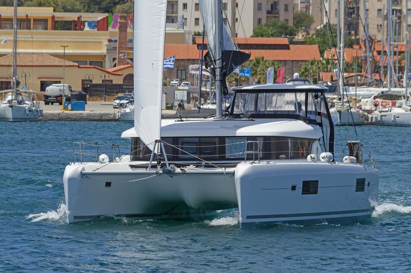 Book yachts online - catamaran - Lagoon 42 A/C &amp; GEN. - BLUE RIPPLE 1 - rent