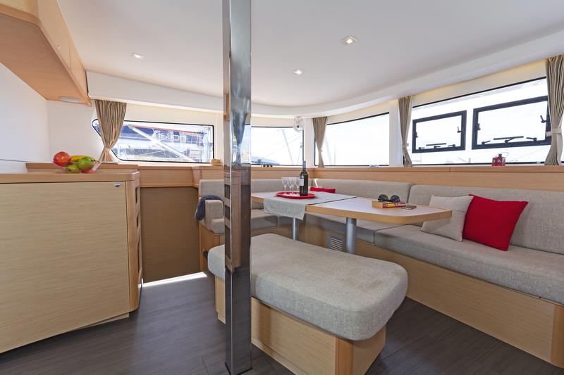 Book yachts online - catamaran - Lagoon 42 A/C &amp; GEN. - BLUE RIPPLE 1 - rent