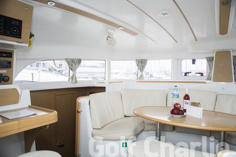 Book yachts online - catamaran - Lagoon 380 - Golf Charlie - rent
