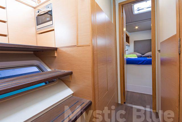 Book yachts online - catamaran - Nautitech Open 40 - MYSTIC BLUE - rent