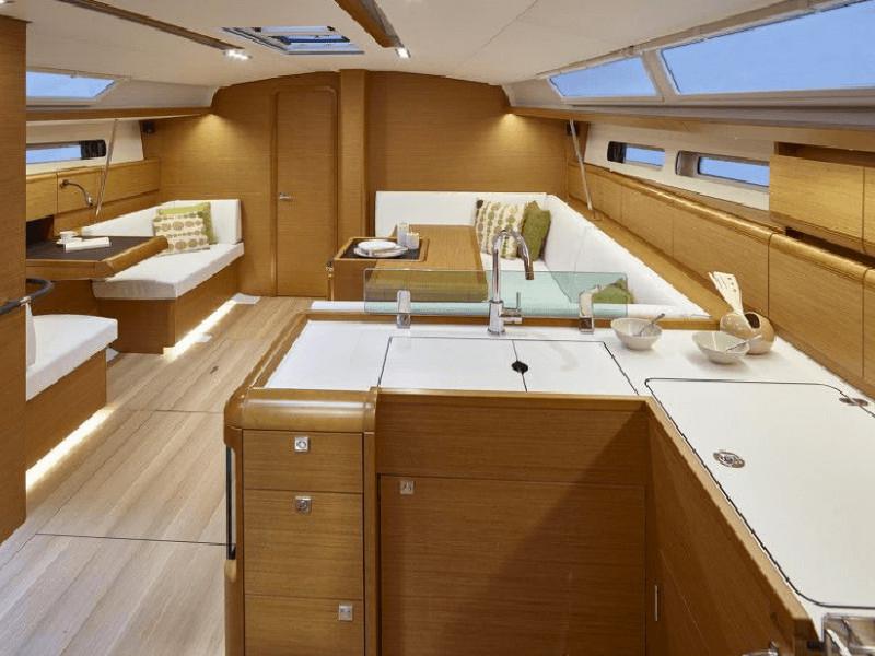 Book yachts online - sailboat - Sun Odyssey 449 - Blind Date II - rent