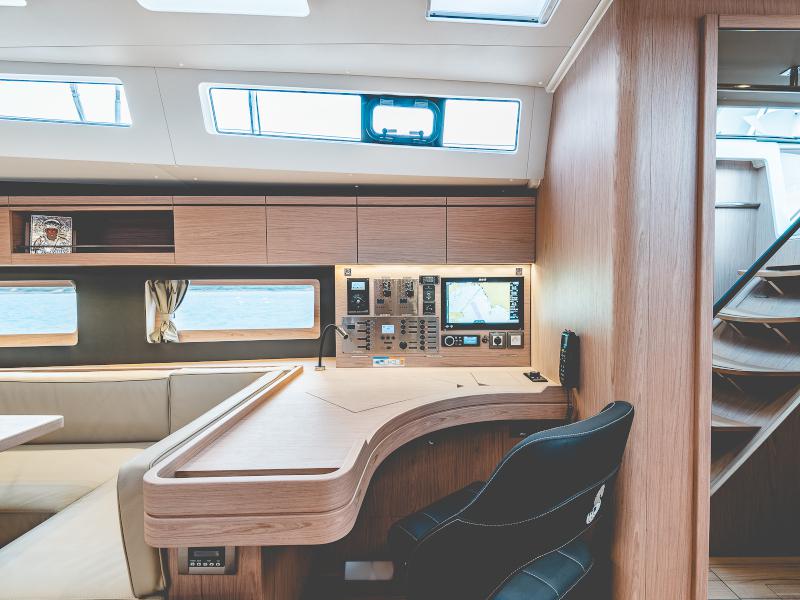 Book yachts online - sailboat - Oceanis 55.1 - Axis Mundi A/C-GEN-SOLAR-ELEC.WC - rent