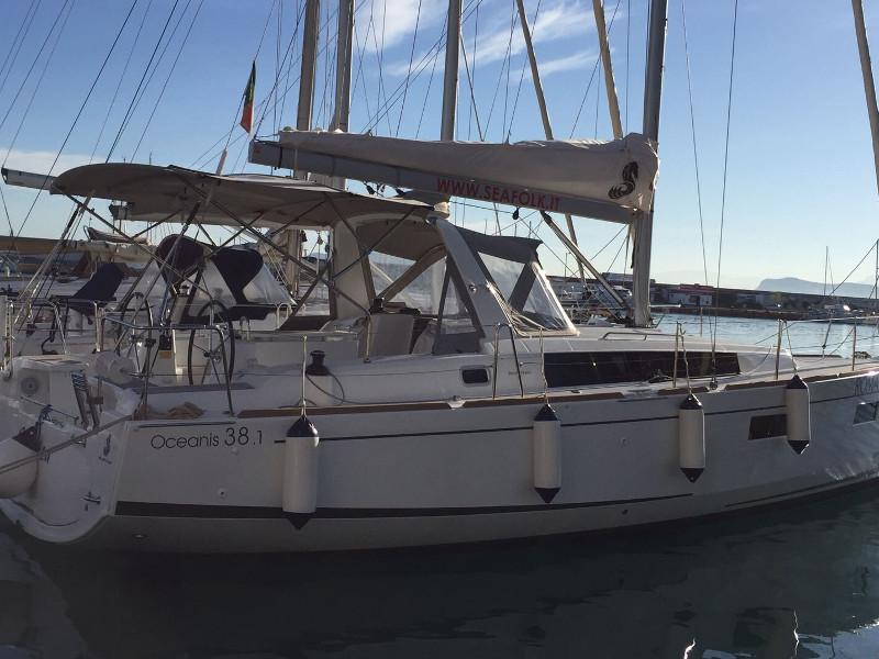 Book yachts online - sailboat - Oceanis 38.1 - Galatea - rent