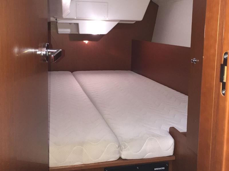 Book yachts online - sailboat - Oceanis 38.1 - Galatea - rent