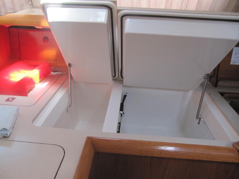 Book yachts online - sailboat - Sun Odyssey 43DS - Angora - rent