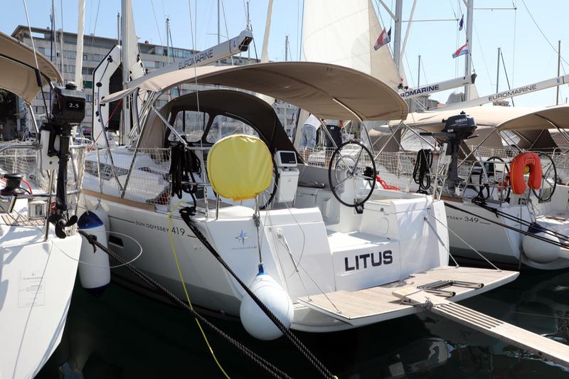 Book yachts online - sailboat - Sun Odyssey 419 - Litus - rent