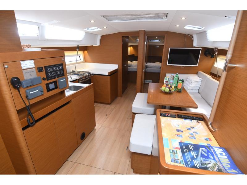 Book yachts online - sailboat - Sun Odyssey 490 &quot;LUXE&quot; - Caruso - rent