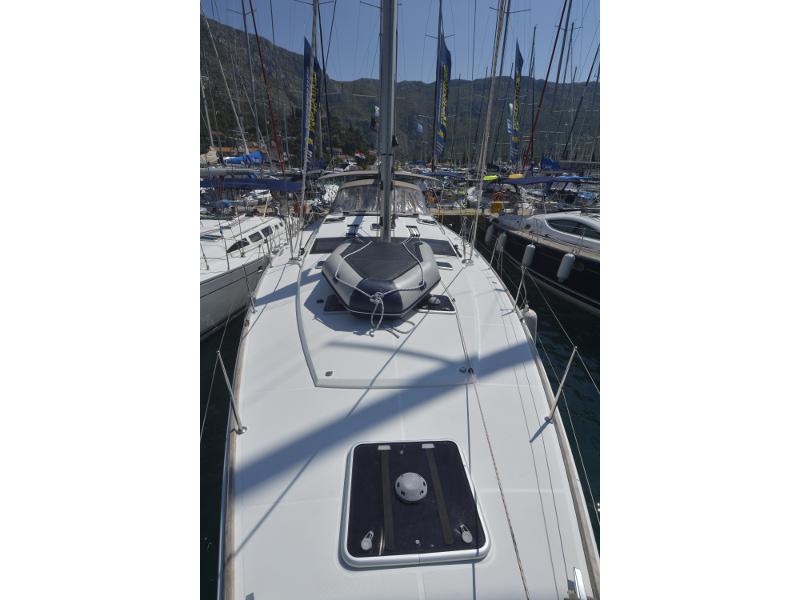 Book yachts online - sailboat - Jeanneau 53 - Žan - rent