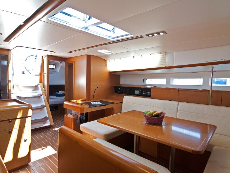 Book yachts online - sailboat - Sun Odyssey 509 - Sky Kiss - rent