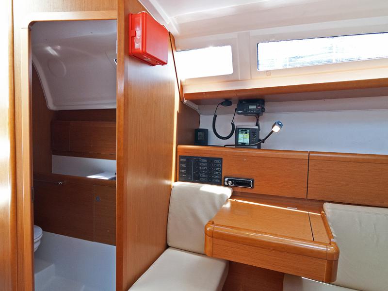 Book yachts online - sailboat - Sun Odyssey 33i - Buena Suerte - rent