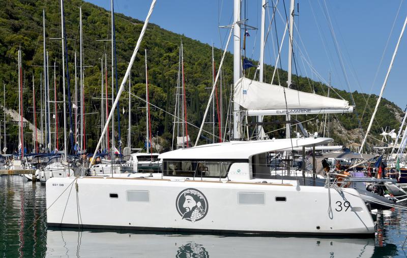Book yachts online - catamaran - Lagoon 39 - Bakus - rent