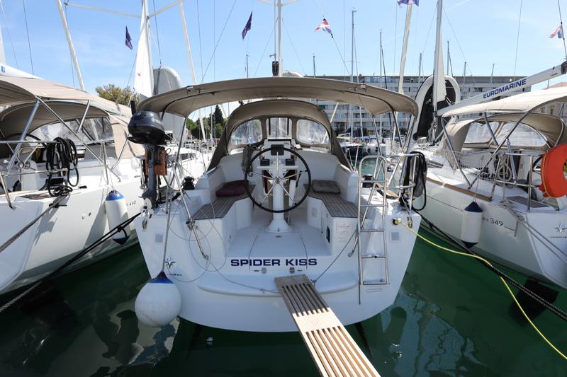 Book yachts online - sailboat - Sun Odyssey 319 - Spider Kiss - rent