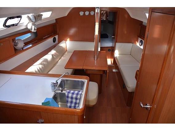 Book yachts online - sailboat - Oceanis 34 - Sixth - rent