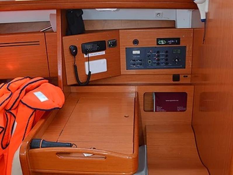 Book yachts online - sailboat - Cyclades 50.5 - Jumbo - rent