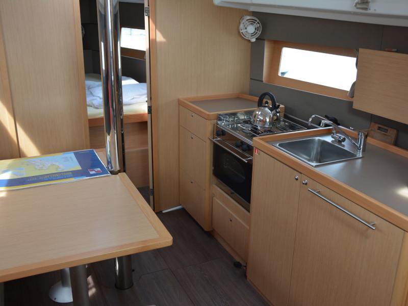 Book yachts online - sailboat - Oceanis 38.1 - Fany - rent