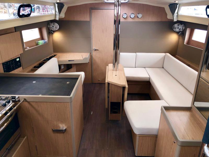 Book yachts online - sailboat - Oceanis 41.1 - Wave - rent