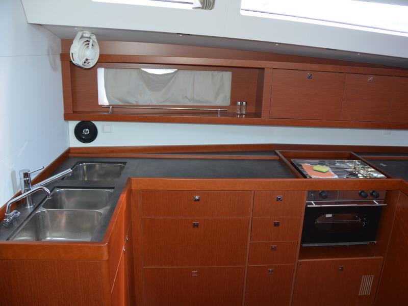 Book yachts online - sailboat - Oceanis 48 - Lucy - rent