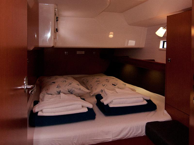 Book yachts online - sailboat - Bavaria Cruiser 46 - Diamond Kiss - rent