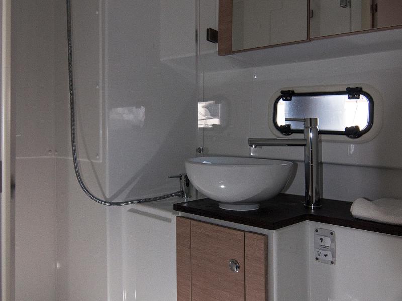 Book yachts online - catamaran - Bali 4.5 - Adria Nikita - rent