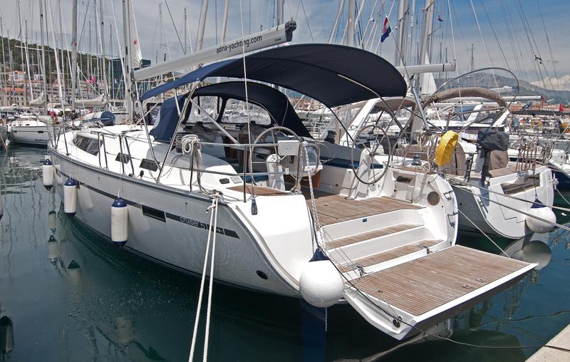 Book yachts online - sailboat - Bavaria Cruiser 51 - Adria Star - rent