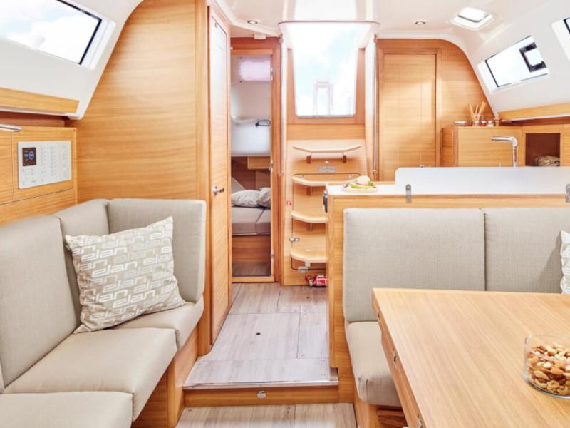 Book yachts online - sailboat - Elan 40.1 - Tamikaya - rent