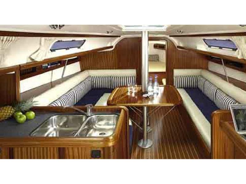 Book yachts online - sailboat - Bavaria 38 Match - Gipsy - rent