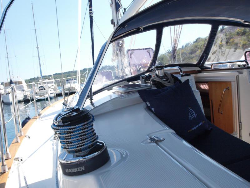 Book yachts online - sailboat - Bavaria 44 - SeaGull - rent