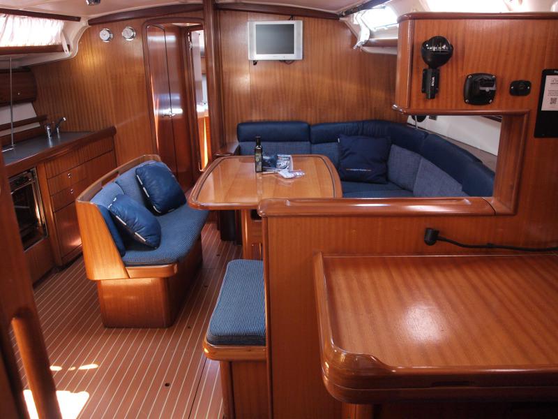 Book yachts online - sailboat - Bavaria 44 - SeaGull - rent