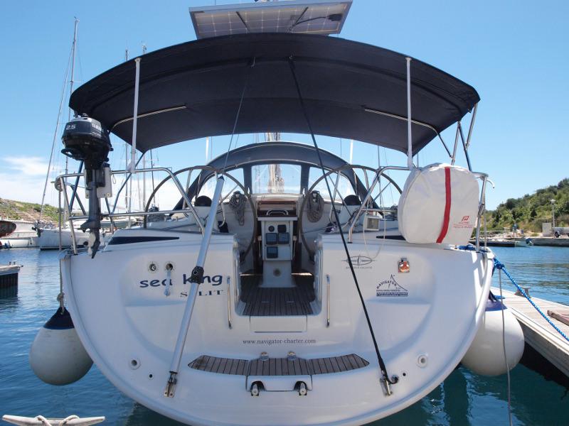 Book yachts online - sailboat - Bavaria 42 - Sea King - rent