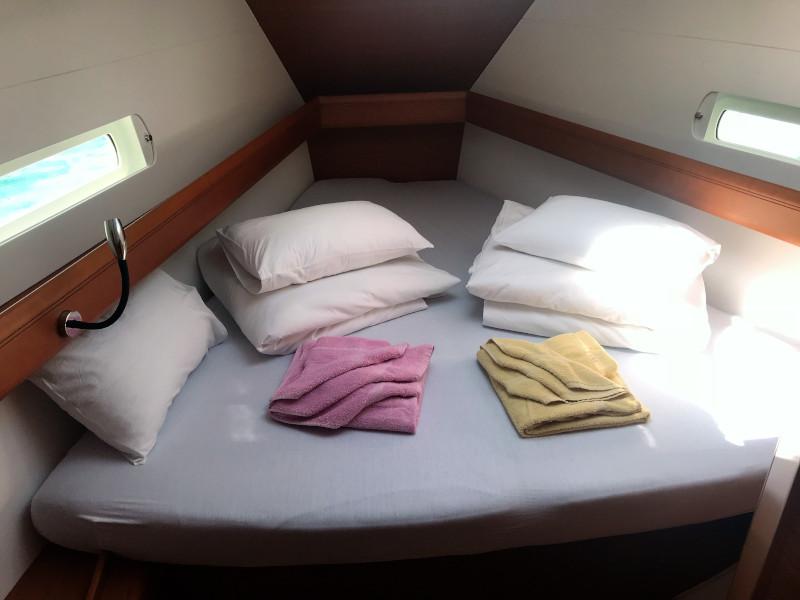 Book yachts online - sailboat - Sun Odyssey 419 - Marley - rent