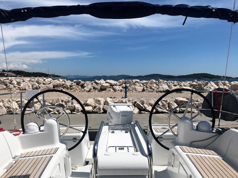 Book yachts online - sailboat - Sun Odyssey 419 - Marley - rent
