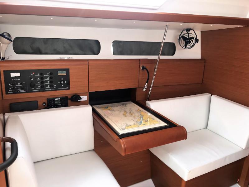 Book yachts online - sailboat - Sun Odyssey 419 - Marley - rent