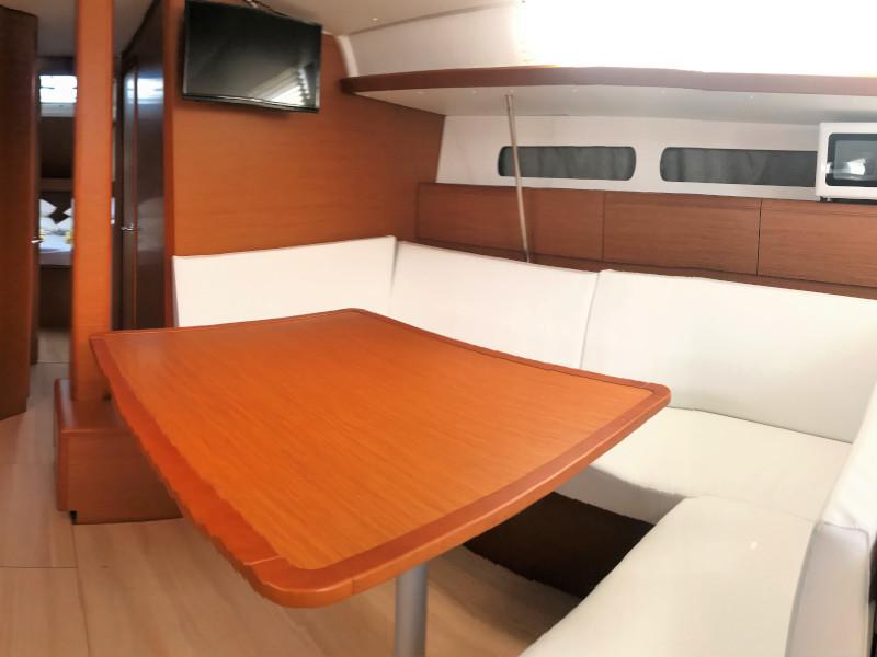 Book yachts online - sailboat - Sun Odyssey 449 - Hallyday - rent