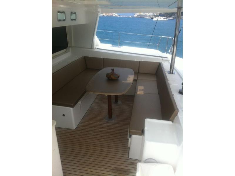Book yachts online - catamaran - Lagoon 500 - America - rent