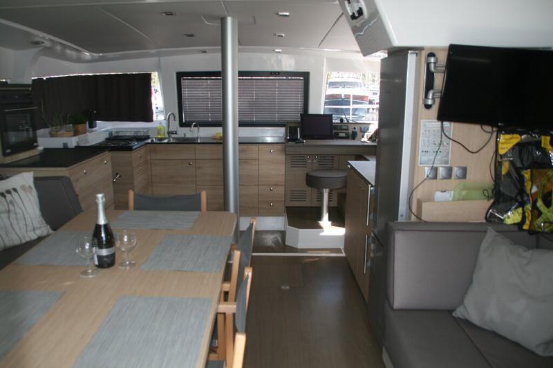 Book yachts online - catamaran - Bali 4.0 - Nicole - rent