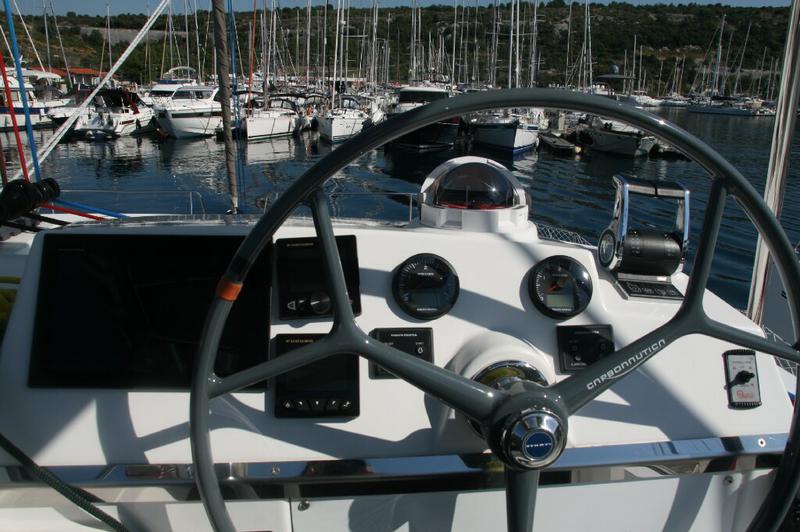 Book yachts online - catamaran - Bali 4.0 - Nicole - rent