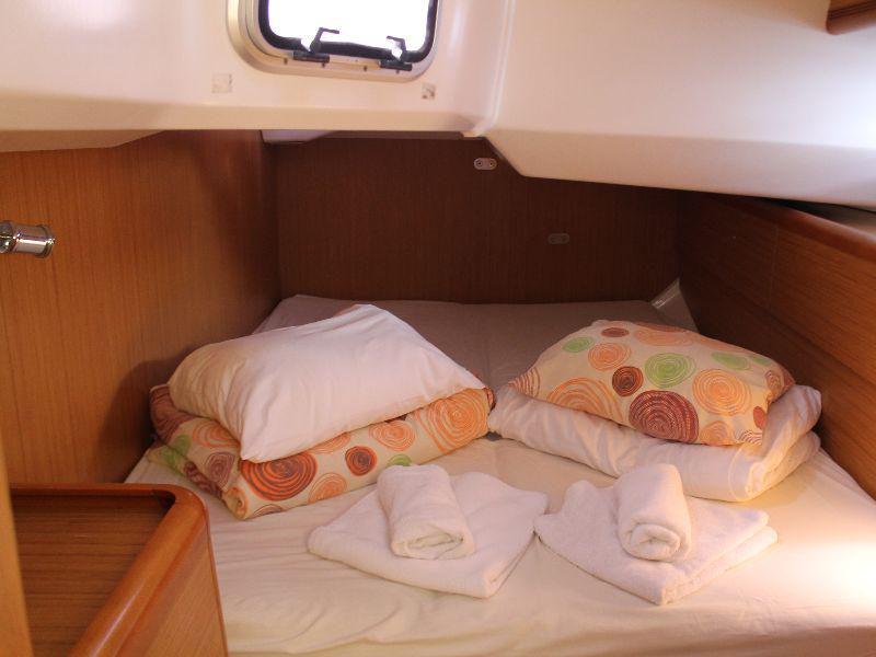 Book yachts online - sailboat - Sun Odyssey 49i - Anna - rent