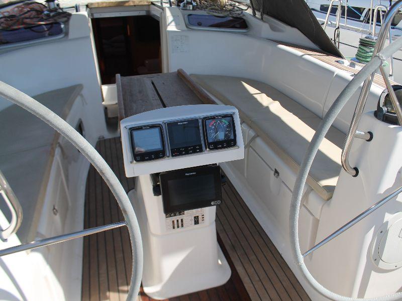 Book yachts online - sailboat - Bavaria 46 Cruiser Veritas edition - jono - rent
