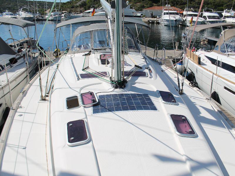 Book yachts online - sailboat - Bavaria 46 Cruiser Veritas edition - mirna - rent