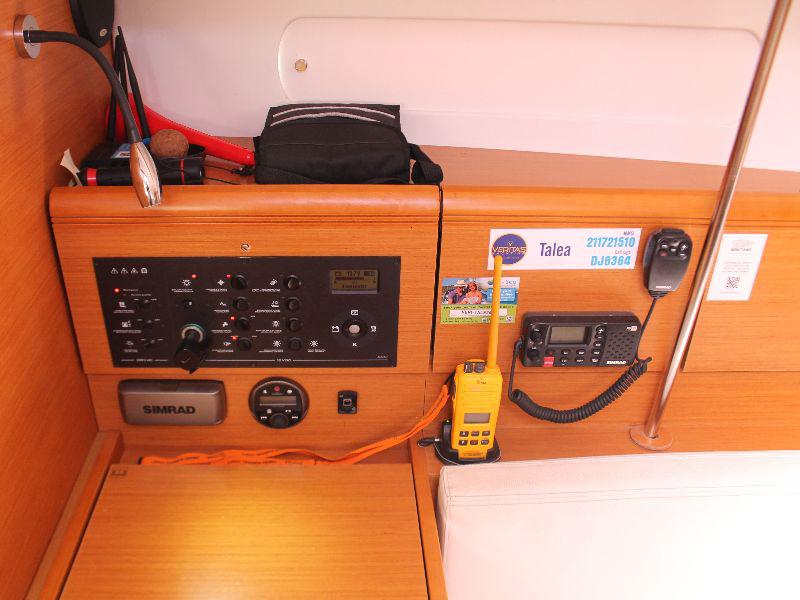Book yachts online - sailboat - Sun Odyssey 379 (3cab) - Talea - rent