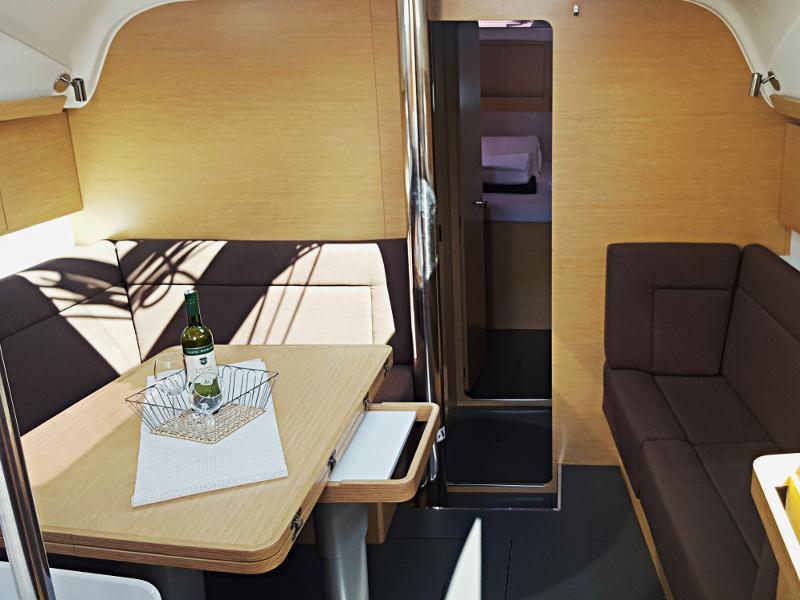 Book yachts online - sailboat - Elan 45 Impression - Baby boo - rent