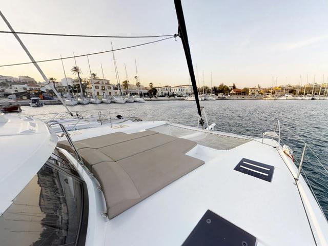 Book yachts online - catamaran - Fountaine Pajot 47 SAONA(GEN,AC,WATERMAKER) - Aqua - rent