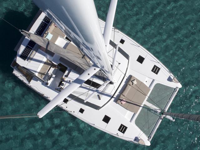 Book yachts online - catamaran - Fountaine Pajot 47 SAONA(GEN,AC,WATERMAKER) - Aqua - rent