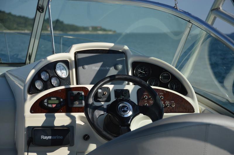 Book yachts online - motorboat - Sea Ray 275 Amberjack - 1000 VD - rent
