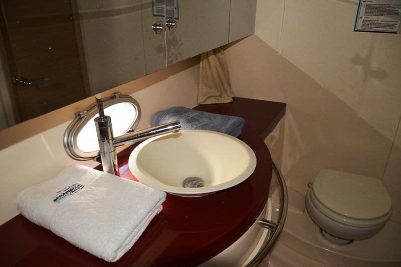 Book yachts online - motorboat - Sessa C35 - 1116 VD - rent
