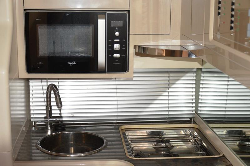 Book yachts online - motorboat - Sessa C35 - 1116 VD - rent