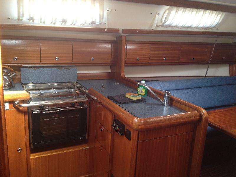 Book yachts online - sailboat - Bavaria 36 - MELINA - rent