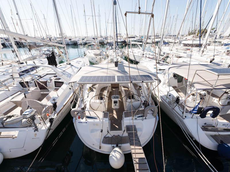 Book yachts online - sailboat - Bavaria 46 Cruiser - Zefyros - Bow &amp; Solar - rent